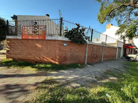 Oportunidad lote en esquina en Lanús Oeste