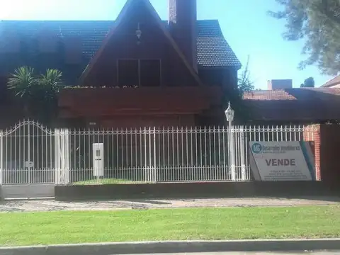 Casa en venta en Temperley Oeste