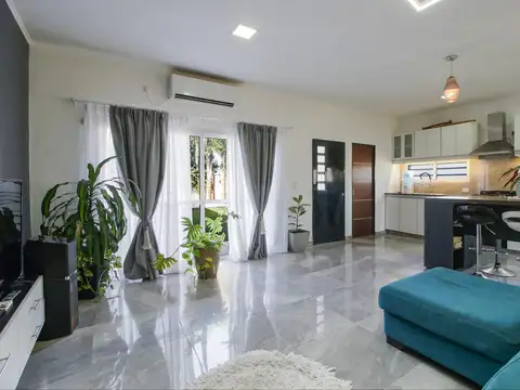 Casa en Venta en Barrio Parque Leloir, USD 269.000