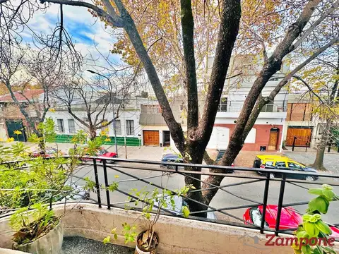 Depto Tipo Casa en Venta 60 años