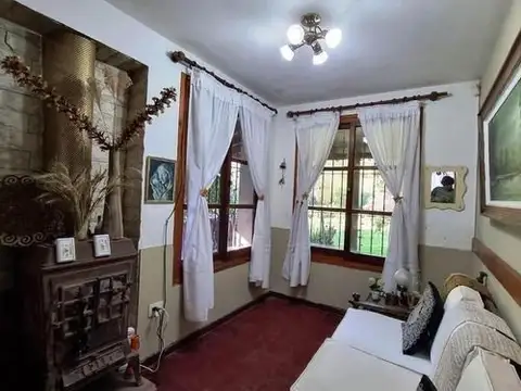 Casa  En Venta Ubicado En Miramar, Costa AtlÃ¡ntica, Buenos