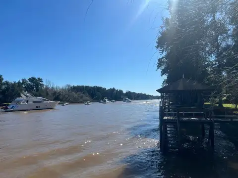 Casa 3 ambientes con 2 baños