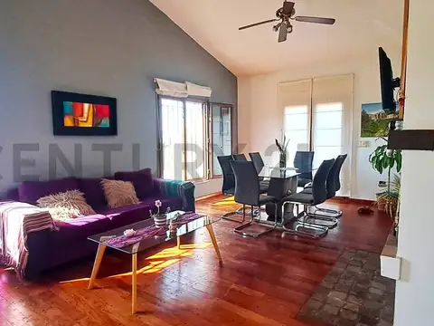 Casa en Venta en Cumbres De Villa Allende, USD 225.000