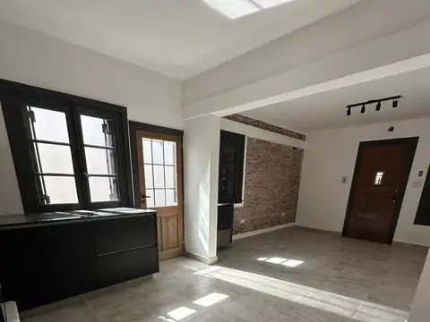 Depto Tipo Casa en Venta de 4 ambientes