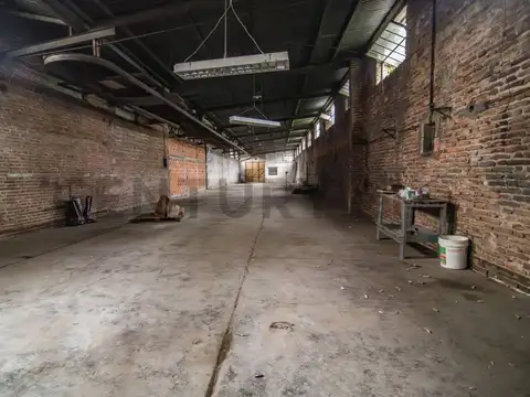 Galpón en venta en La Plata