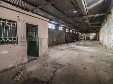 Galpón en venta en La Plata