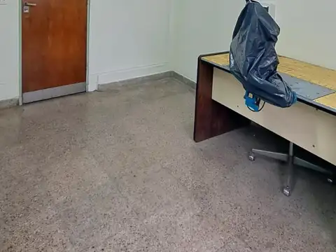 Avenida Crovara 3000, Piso 1