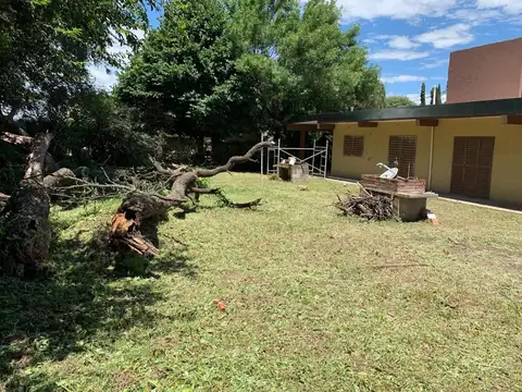 Casa 2 ambientes con 1 baño