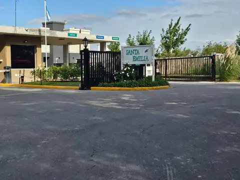 PILAR DEL ESTE  SANTA EMILIA