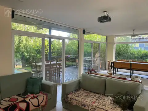 Casa con amarra propia en Club Jardín Náutico Escobar