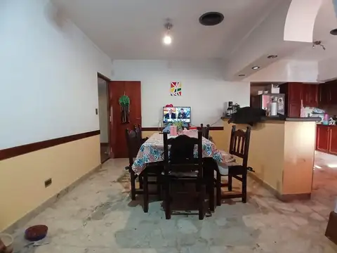 Importante casa en la mejor zona residencial