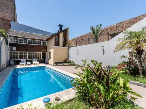 Casa venta Sarandi 4 amb cochera pileta quincho