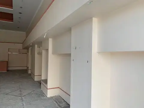 Local - Venta - Argentina, La Matanza - DE MAYO, AVDA. 1100