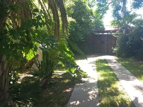 Almirante Brown 3200