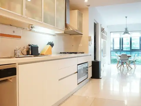 Departamento en Alquiler con 3 cocheras