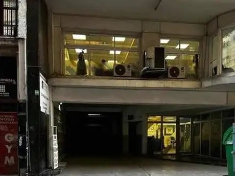 Paraguay 800, Piso 0