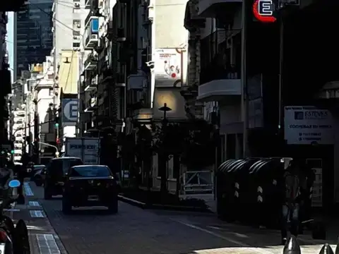 Excelente oportunidad cochera en venta en barrio San Nicolás, Capital Federal