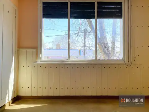 Depto Tipo Casa en Venta 50 años