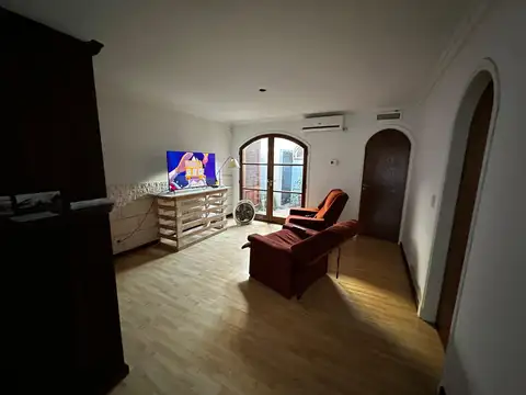 EXCELENTE CASA TERRENO DE 10 X 50 EXCELENTE UBICACION