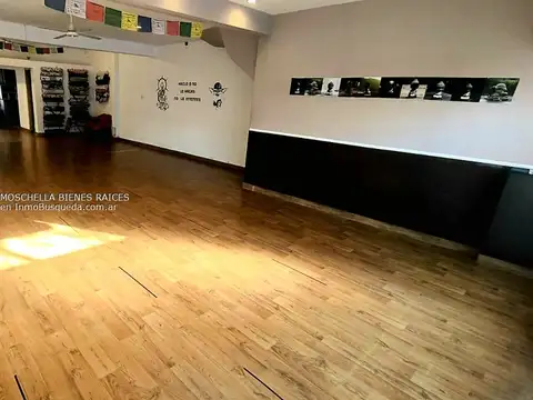 Local en Venta Via Púb.