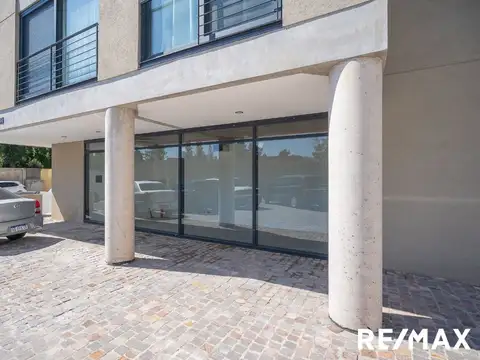 Venta Local comercial Pilar km46 Agora1 PB Terraza