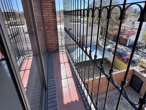 Departamento en Alquiler de 6 ambientes