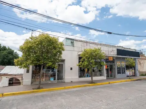 Casa en venta - 3 Dormitorios 3 Baños - 1.493Mts2 - Tanti