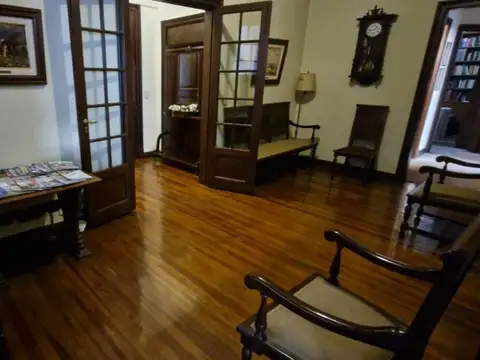 Oficina en Venta con 1 cochera