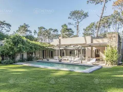 Venta casa 3 dormitorios Laguna blanca, Montoya La barra