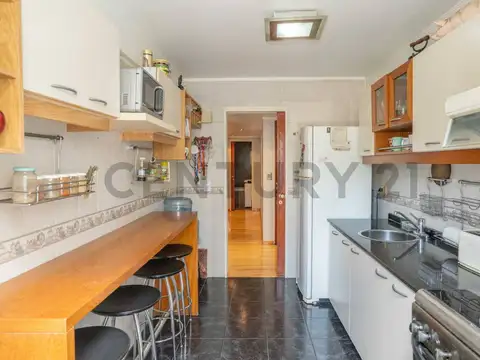 3 Ambientes con Balcón – Excelente Ubicación