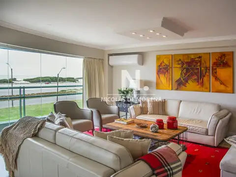 Departamento en Venta en Playa Brava, USD 550.000