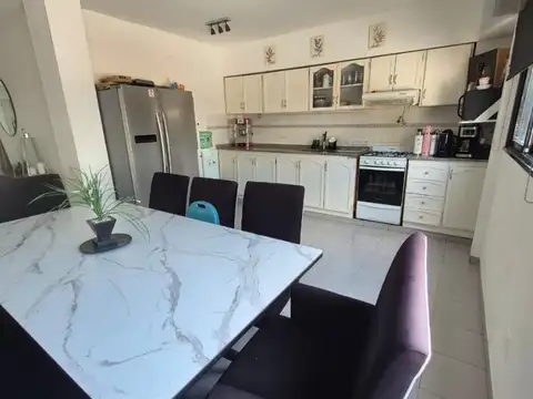 Depto Tipo Casa en Venta de 2 dormitorios