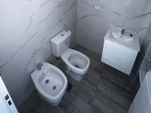 Vendo en Parque Chacabuco. Departamento Monoamibente a Estrena.