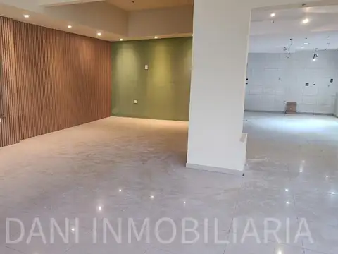 Local en Alquiler en Villa Real, USD 2.000