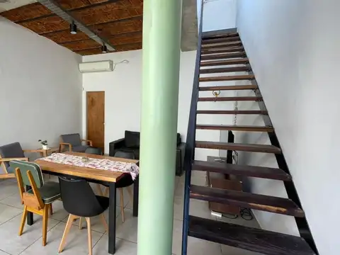 Depto Tipo Casa en Venta de 3 ambientes
