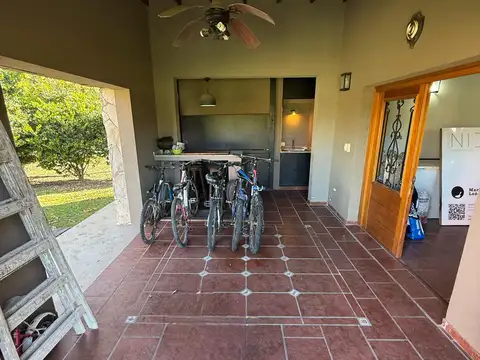 Venta - Casa - Barrio Chacras De Martin Fierro - Exaltación de la Cruz