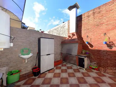 Depto Tipo Casa en Venta 25 años