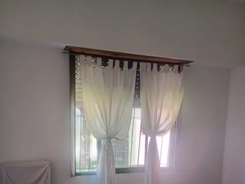 Casa 5 ambientes con 1 baño