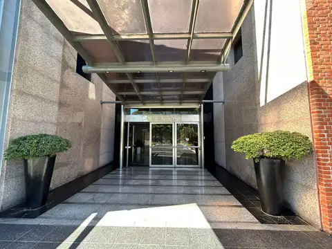 Avenida Alicia Moreau De Justo 1900, Piso 2