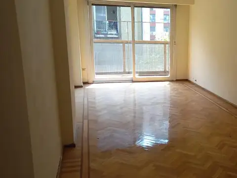 Sarmiento 1942, Balvanera- Semipiso de 90m2 al frente!