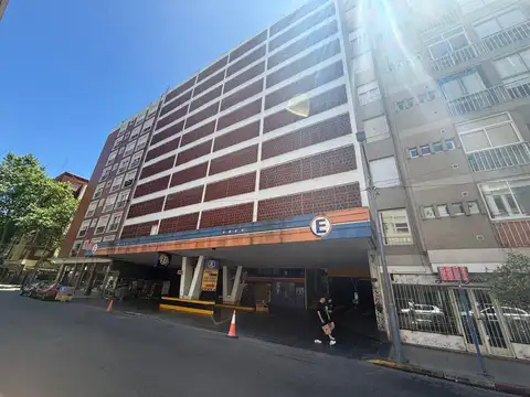 Cochera en Centro