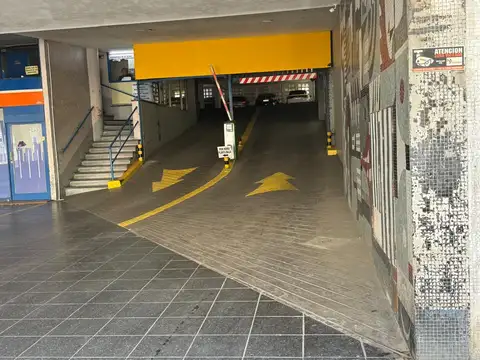 Cochera en Centro