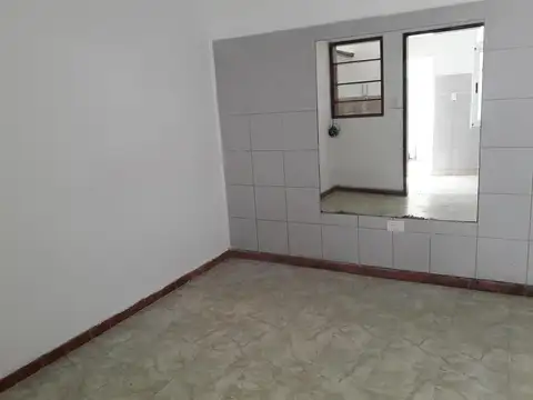 Depto Tipo Casa en Venta al Este