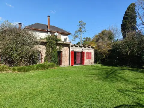 Casa en venta en Villa Elisa