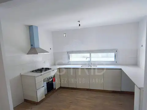 Departamento 4 ambientes con 1 baño