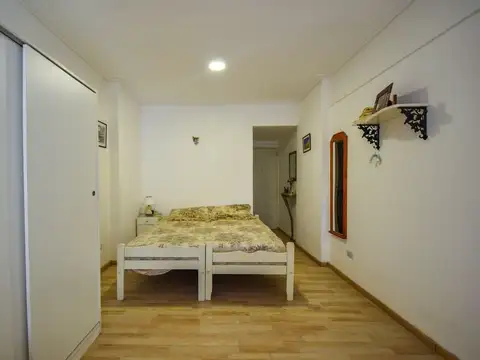 Venta Dpto 1 amb al frente con balcón Stella Maris
