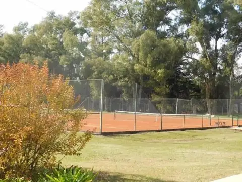 Lote en venta en barrio cerrado Prados del Oeste 2.