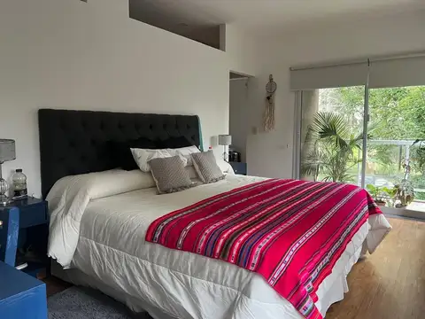 637 e/ 127 y 128 700