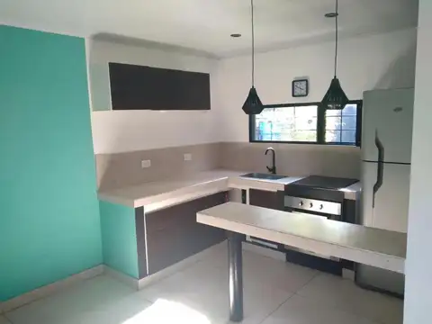 Depto Tipo Casa en Venta en Centro, USD 136.000