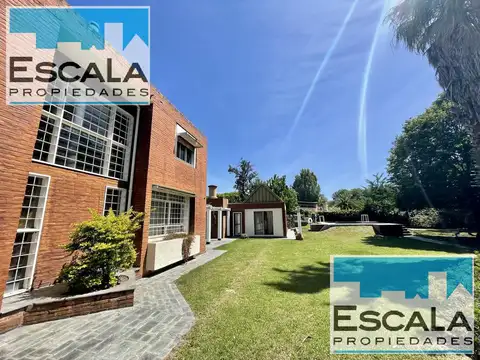 CASA EN VENTA Y ALQUILER FISHERTON CON JARDIN PILETA QUINCHO